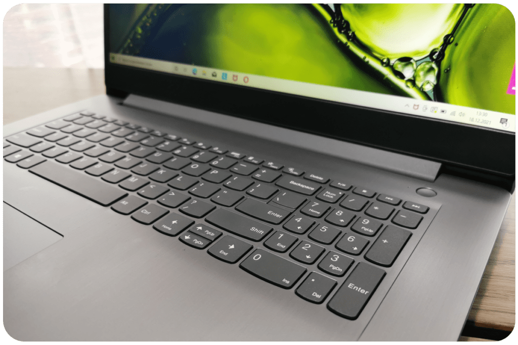 Laptop Lenovo IdeaPad 3 17ALC6 klawiatura