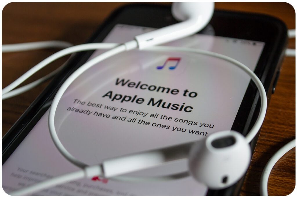 apple music vs spotify różnice