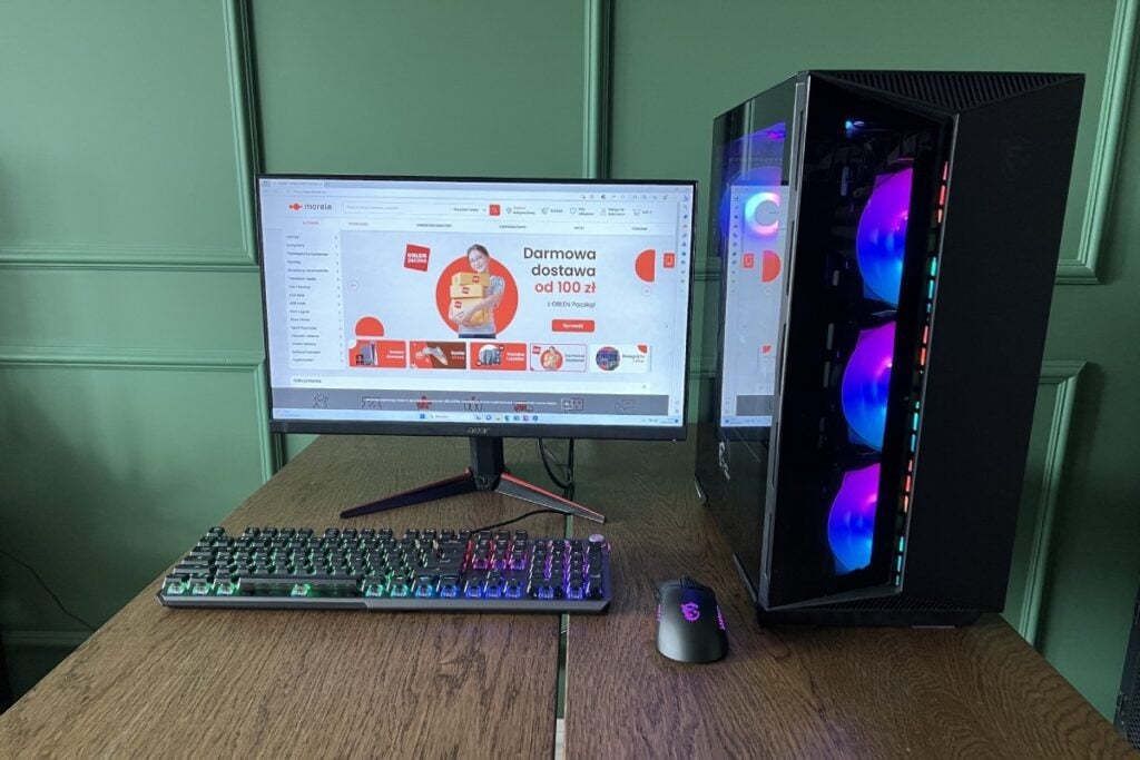 komputer dla graczy i monitor acer
