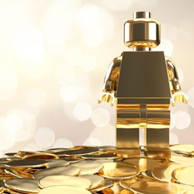 Minifigurka ludzika LEGO wykonana ze złota – jaki jest najdroższy zestaw LEGO?