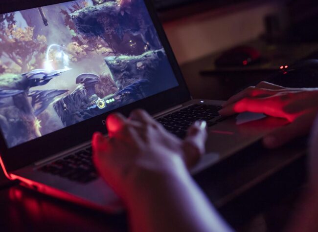 poradnik jak wybrać laptopa do gier